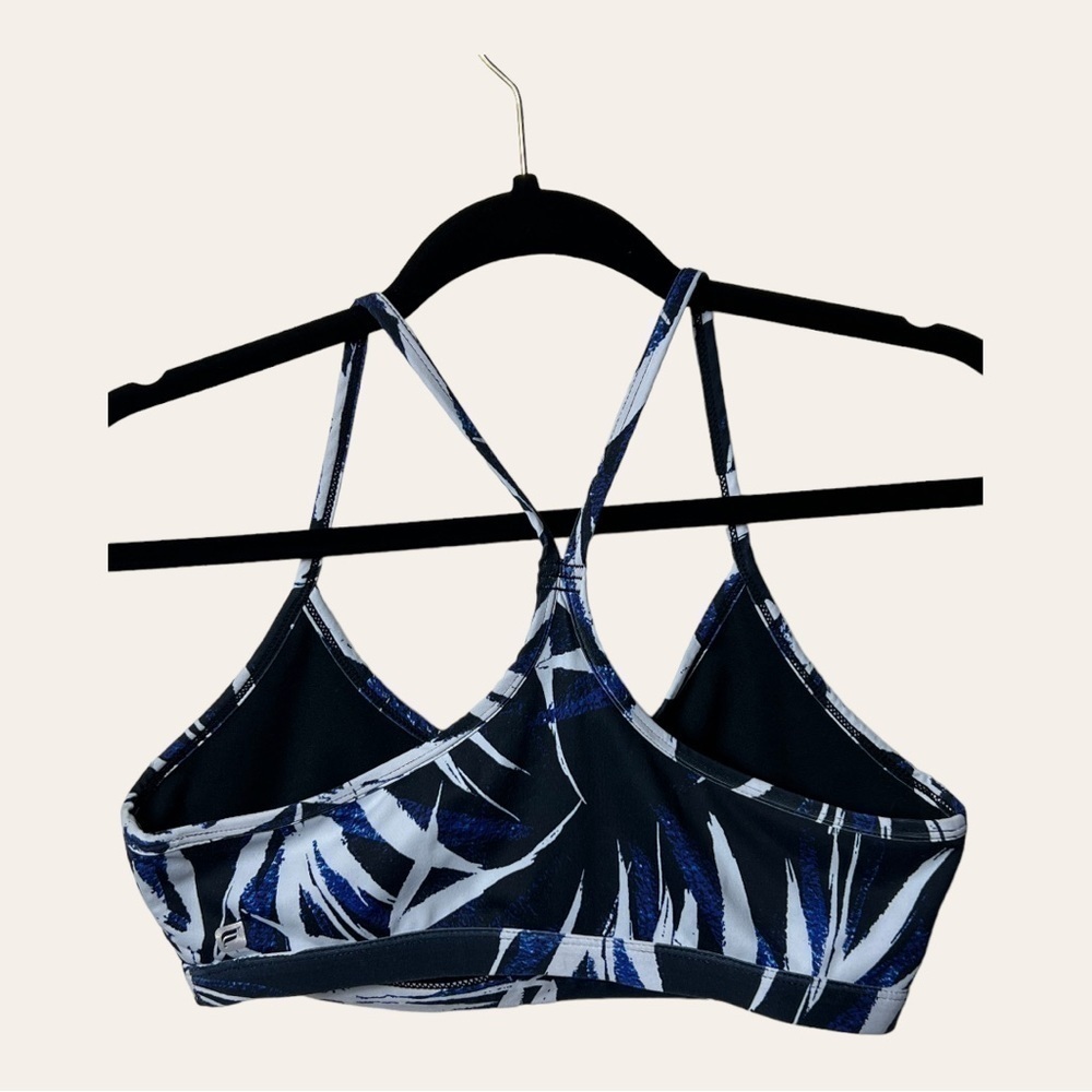 1166. Fabletics ELLIE SPORTS BRA HAWAIIAN TROPICAL PRINT BLUE/WHITE/BLACK - Picture 6 of 7
